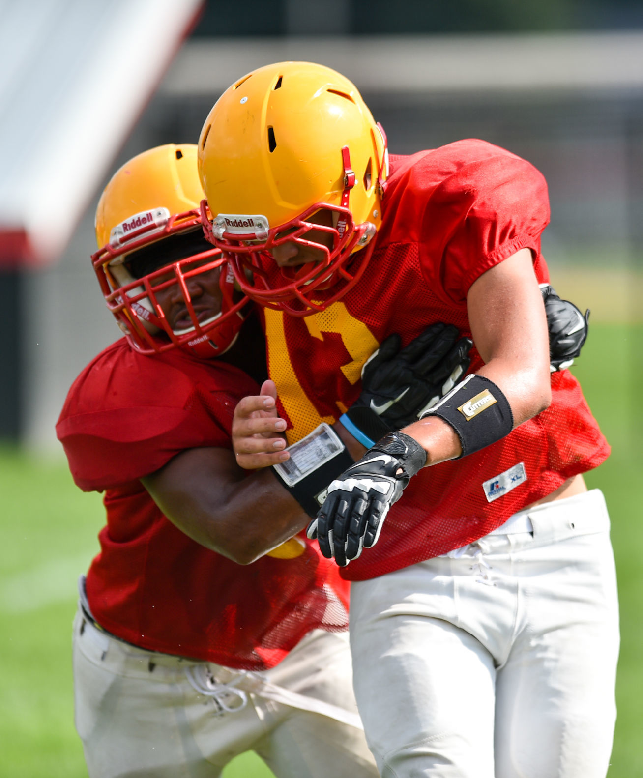 081919-mda-spt-rocky-football-001a.JPG